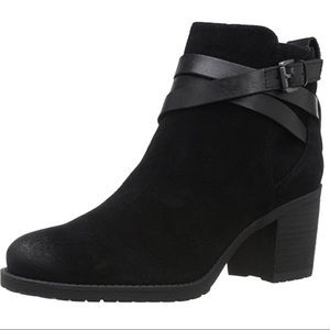 NWOT Sam Edelman ankle boots